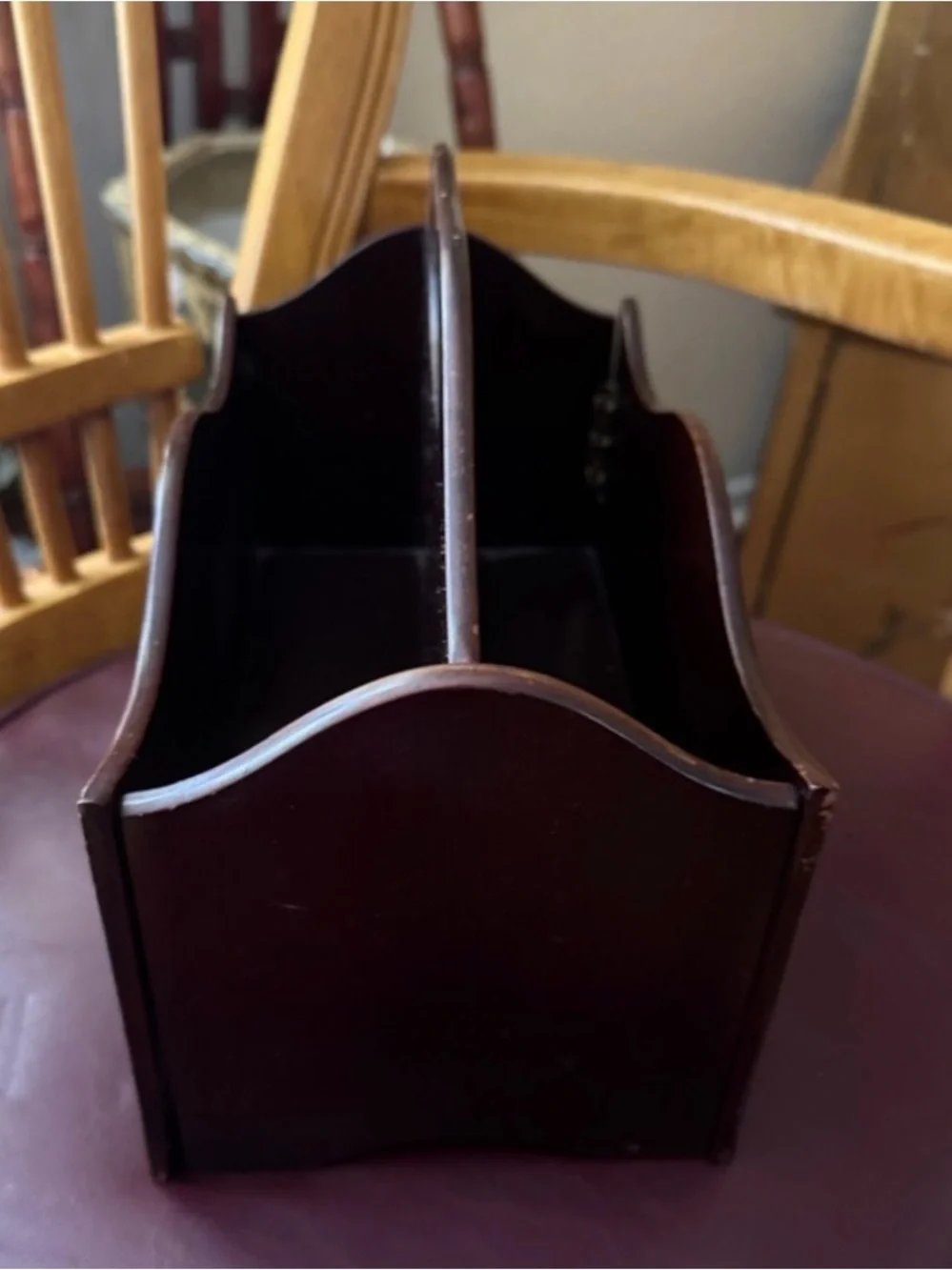 Vintage 1991 Bombay Company Wooden Mail & Remote Caddy